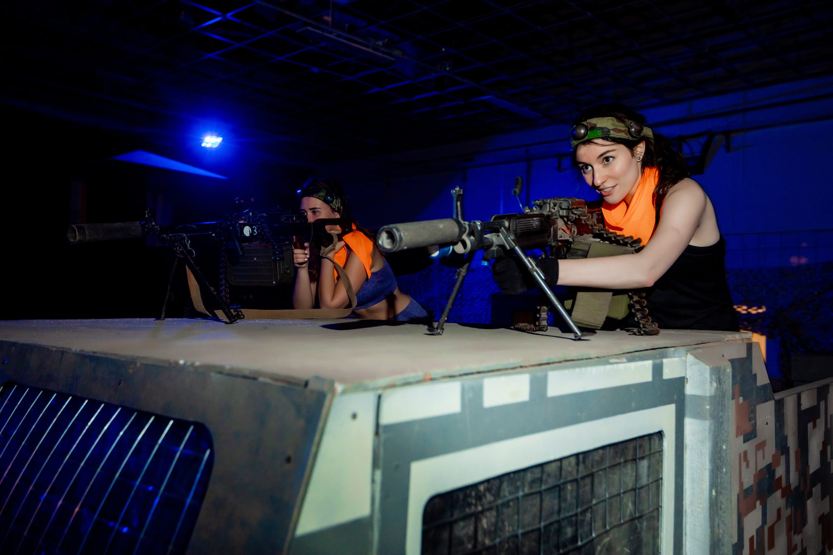 Лазертаг зона. Лазертаг Zone Лабиринт. Lasertag Zone Лабиринт. Лазертаг Zone, Москва. Москва Самокатная улица 4с1 лазертаг Zone.