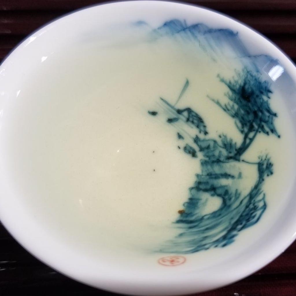 Tightly rolled Iron Goddess floral tea leaves