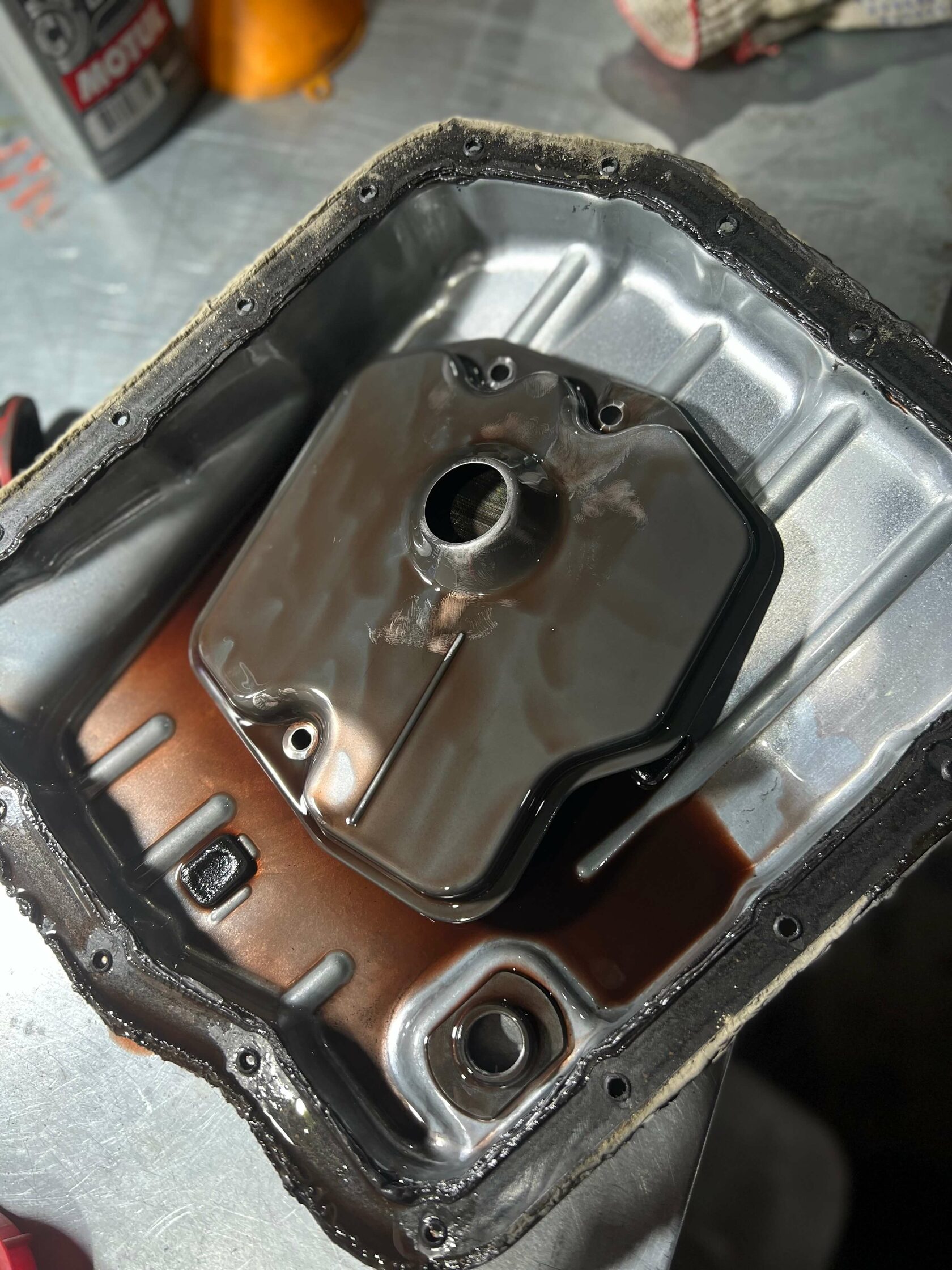 Осмотр магнитов поддона АКПП