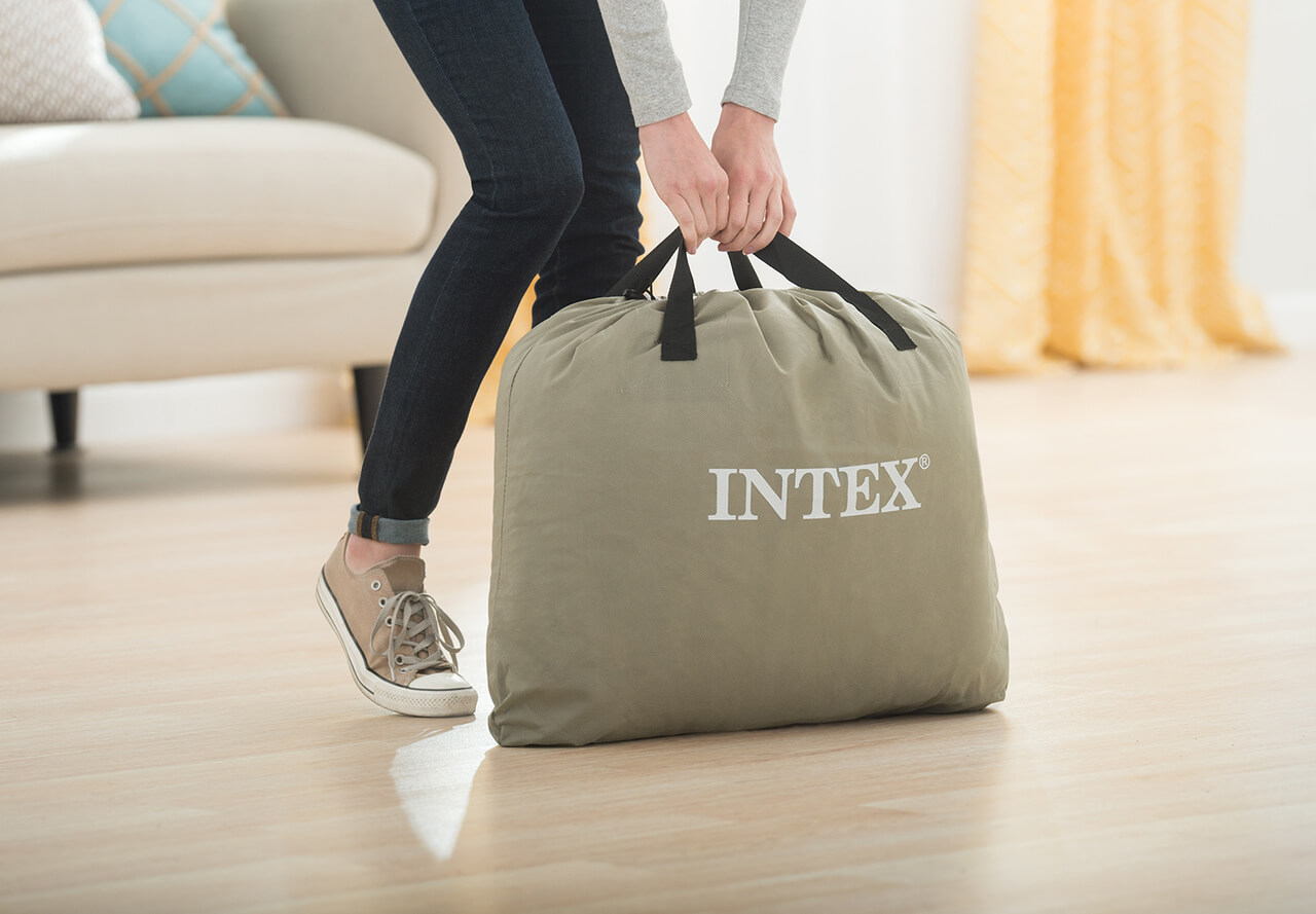 Надувная кровать intex comfort plush 67768