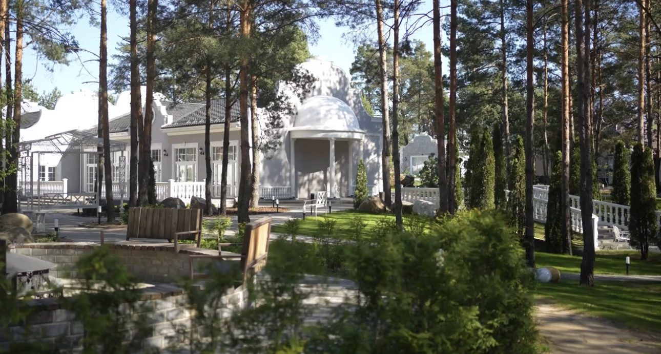 Malinovka Hall — территория комплекса