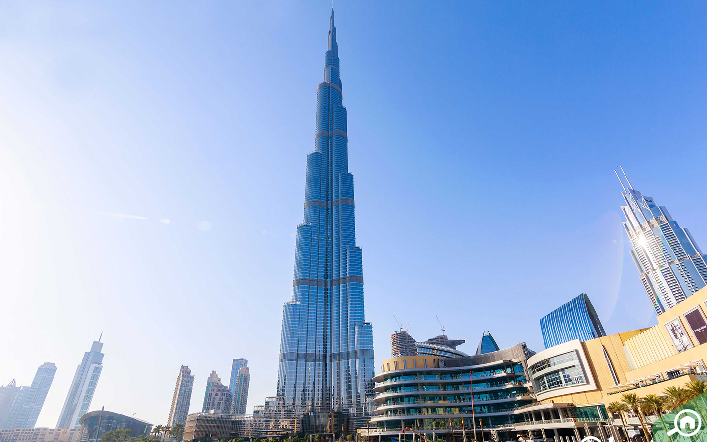 Сколько зарабатывает Burj Khalifa в Дубае на входных билетах?