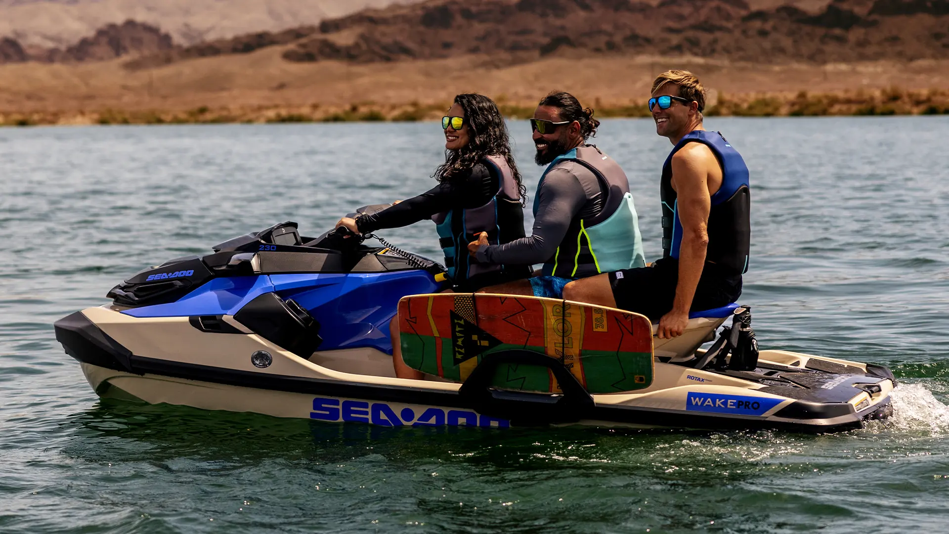 Гидроцикл для вейксерфинга и водных лыж SEA-DOO WAKE PRO 230