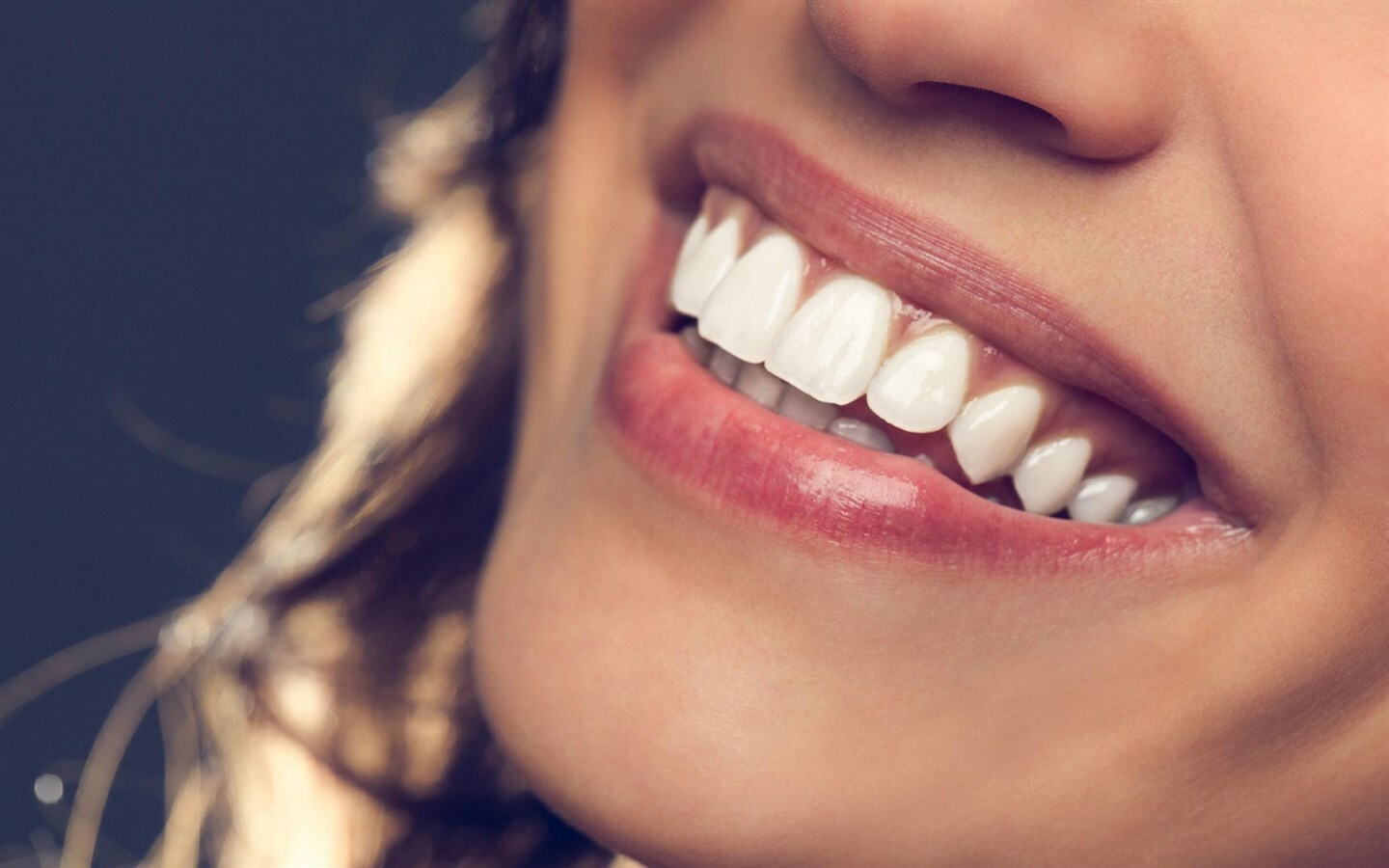 фото красивых женских зубов
