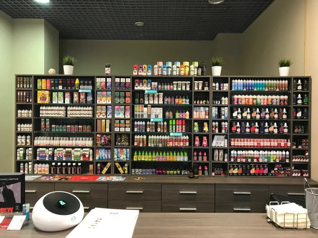 Оборудование для вейп-шопа в Калининграде 