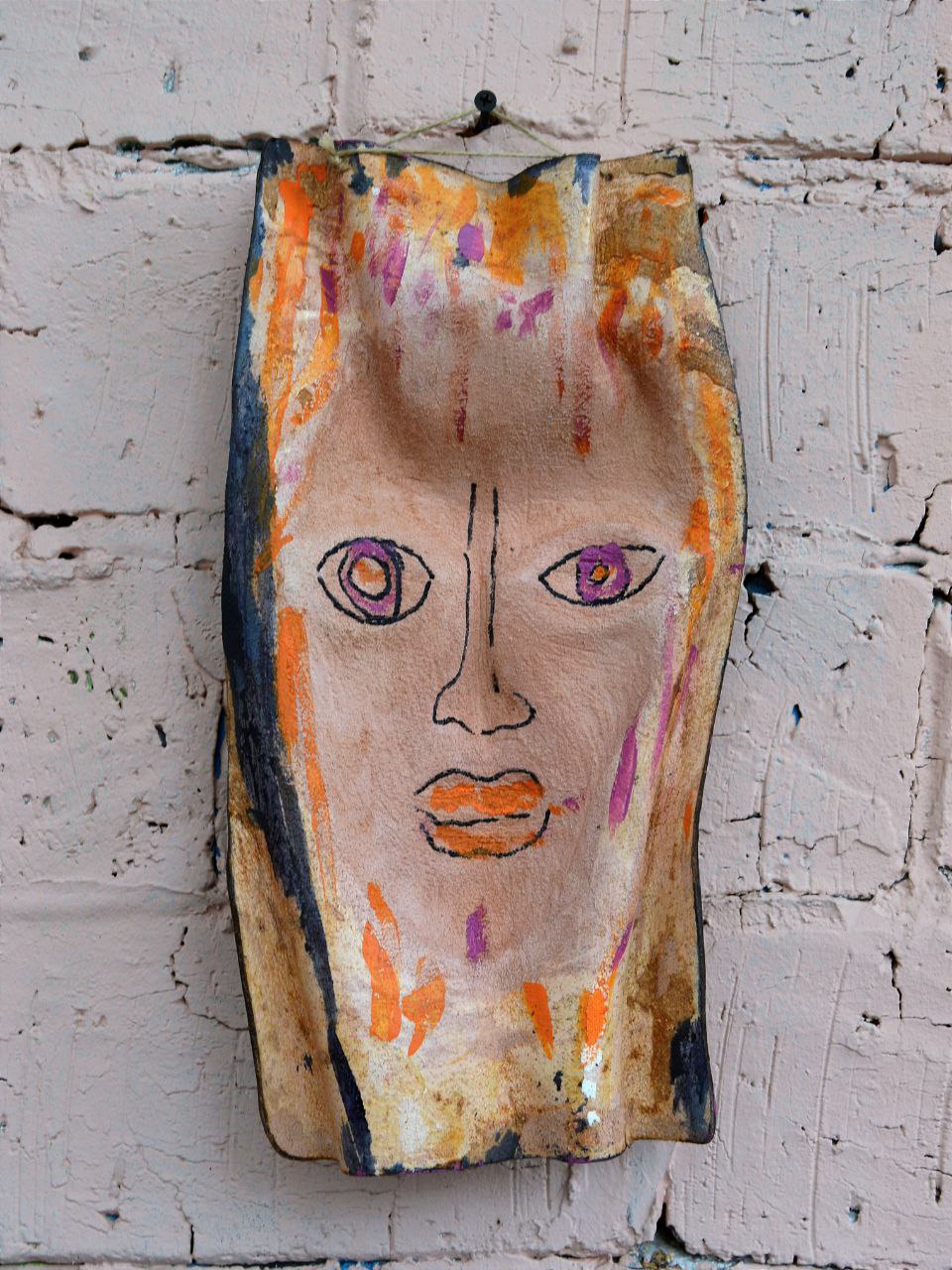 Маска из фактурной кожи настенная А.МузылевЪ &quot;Зов души. Желания счастья в фиолетовых отражениях&quot;