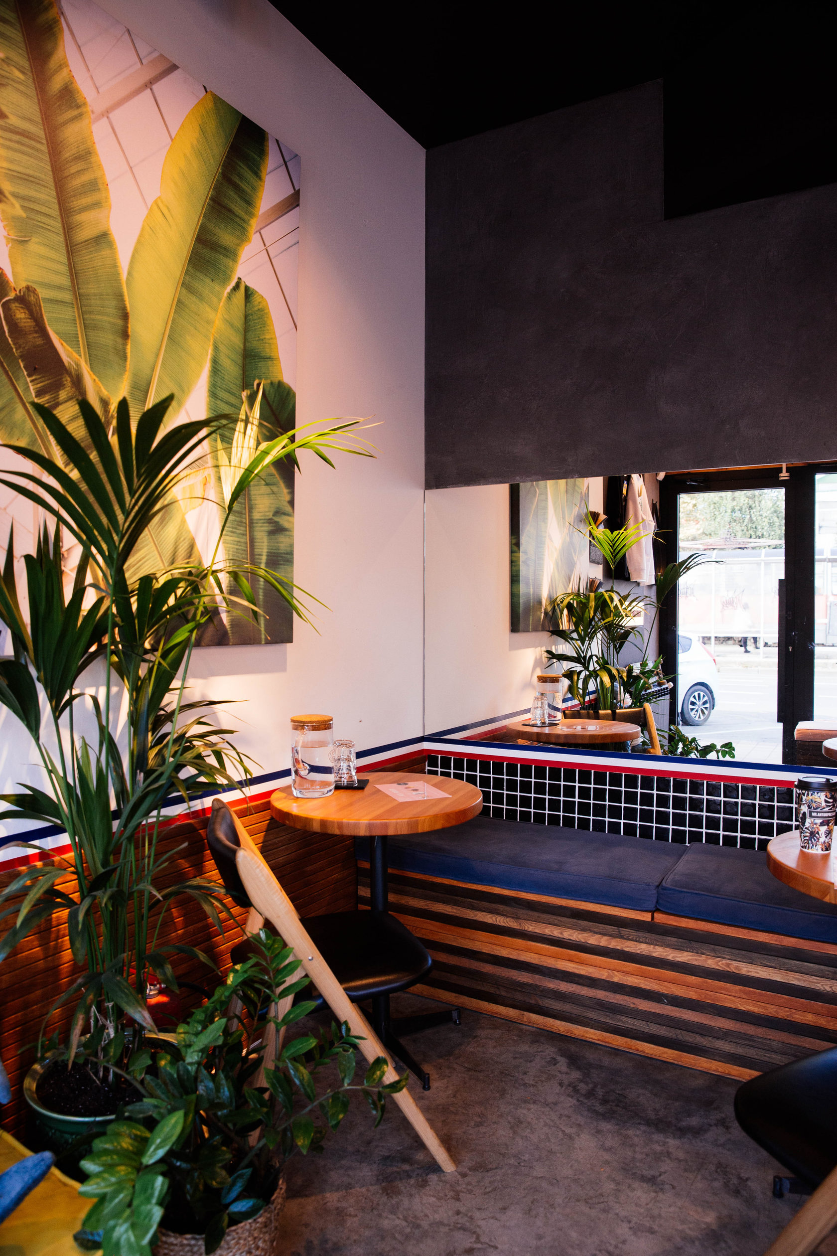 SURF COFFEE® × UNIVERSITY