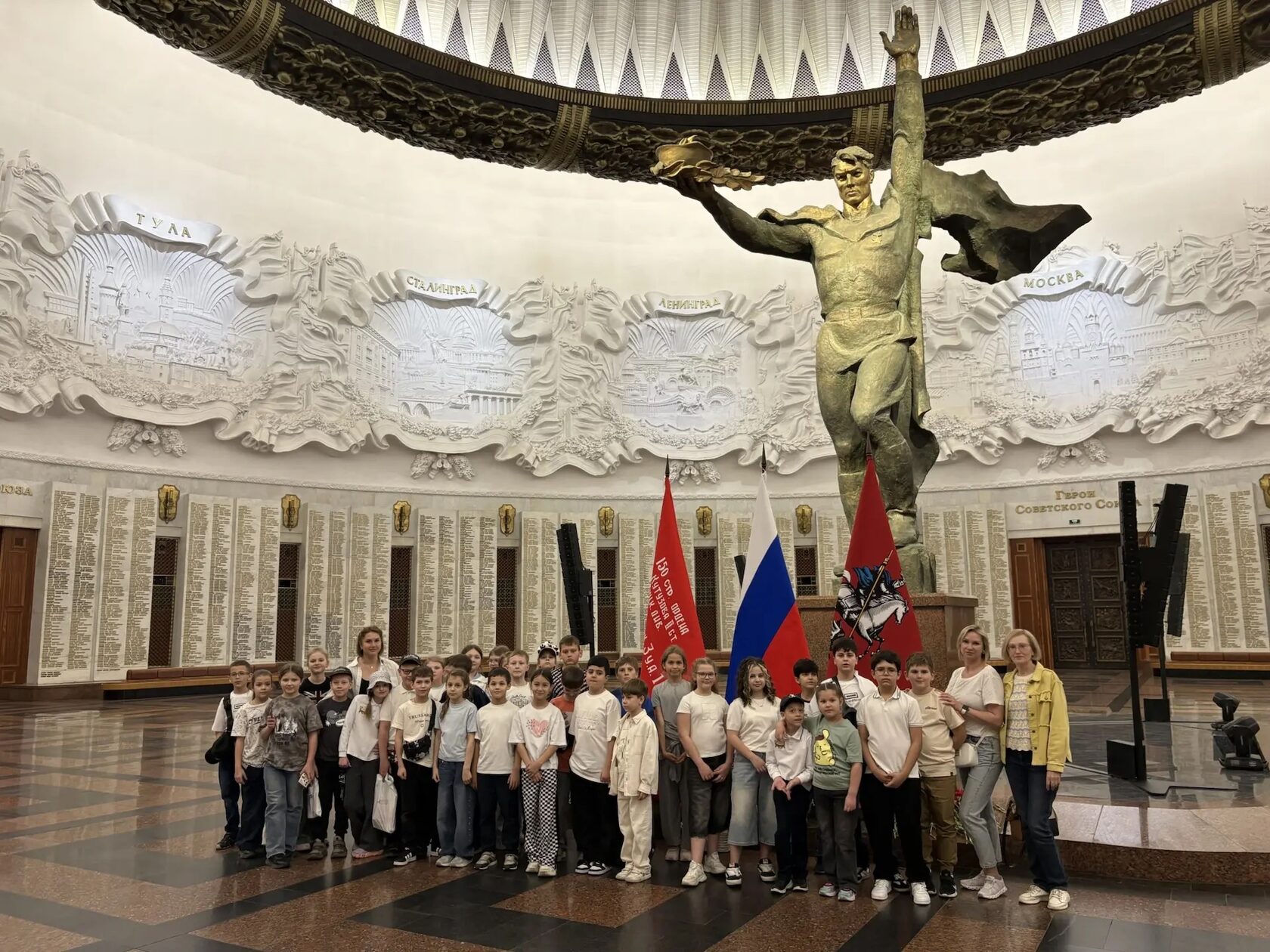 Пять тысяч московских школьников завершили сезон в «Лете Побед»