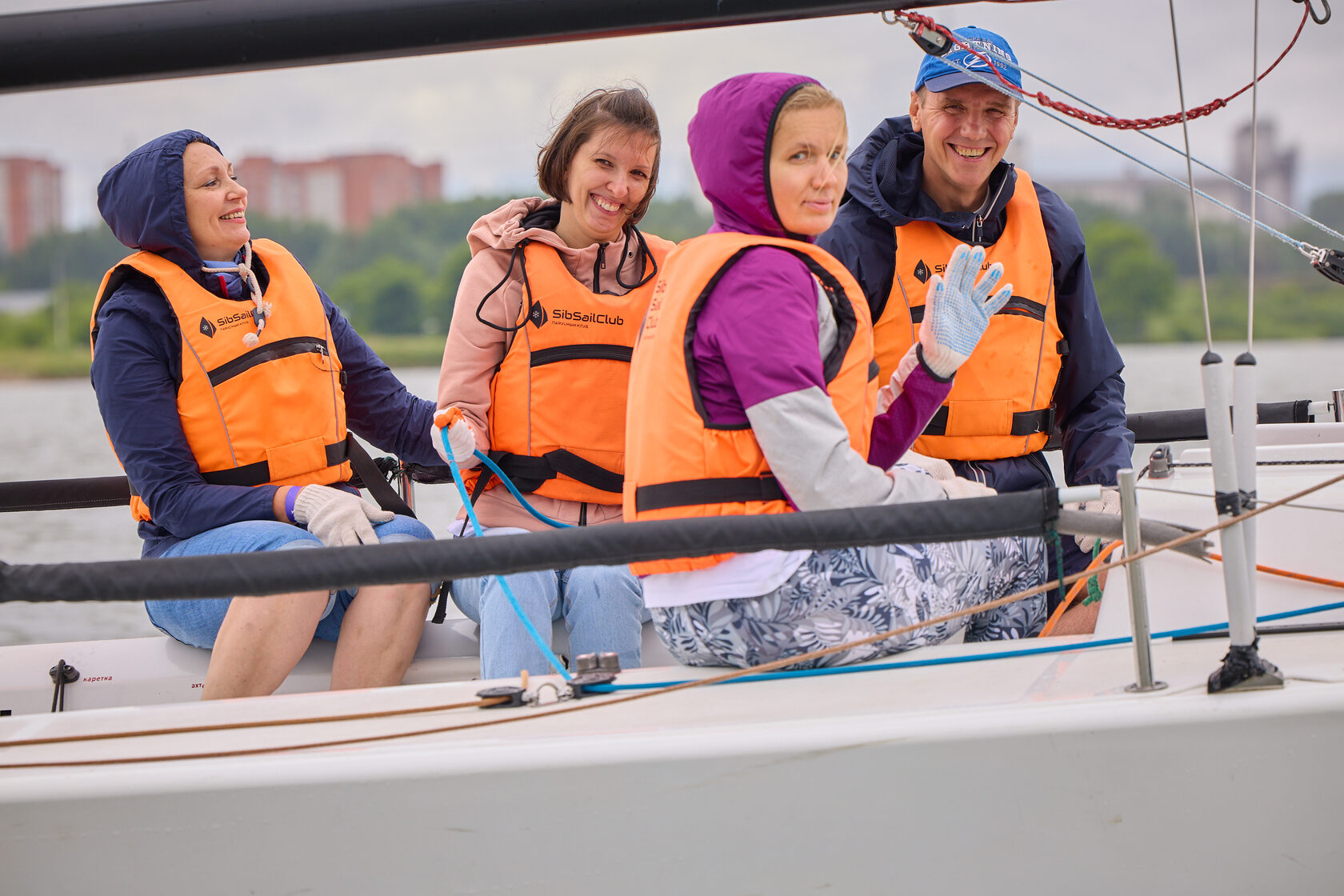 Транспортная компания, доставка грузов из Китая