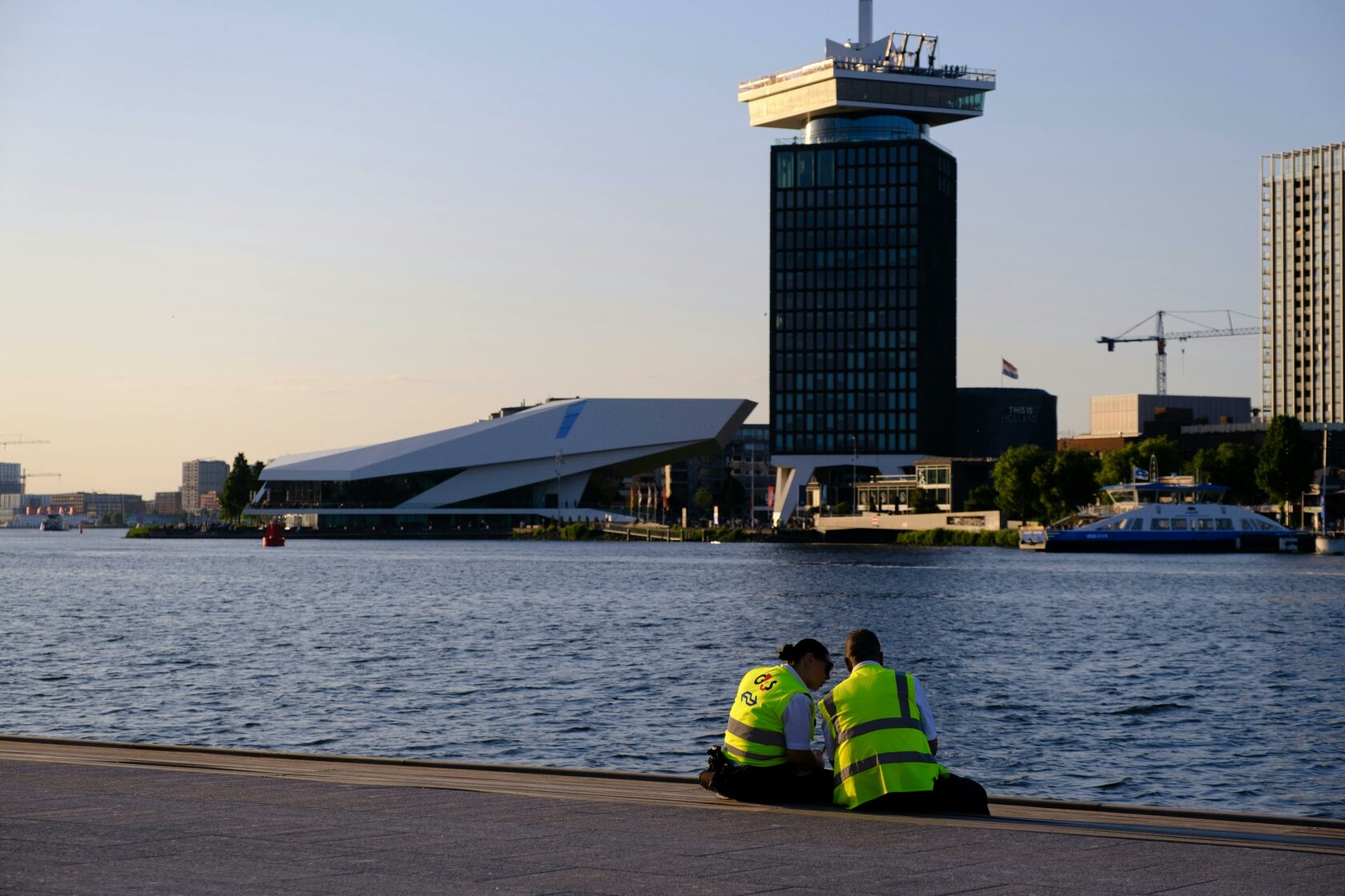 work permit netherlands, how to get work permit in the netherlands, do i need a work permit for netherlands, how to apply for a work permit by yourself in the netherlands