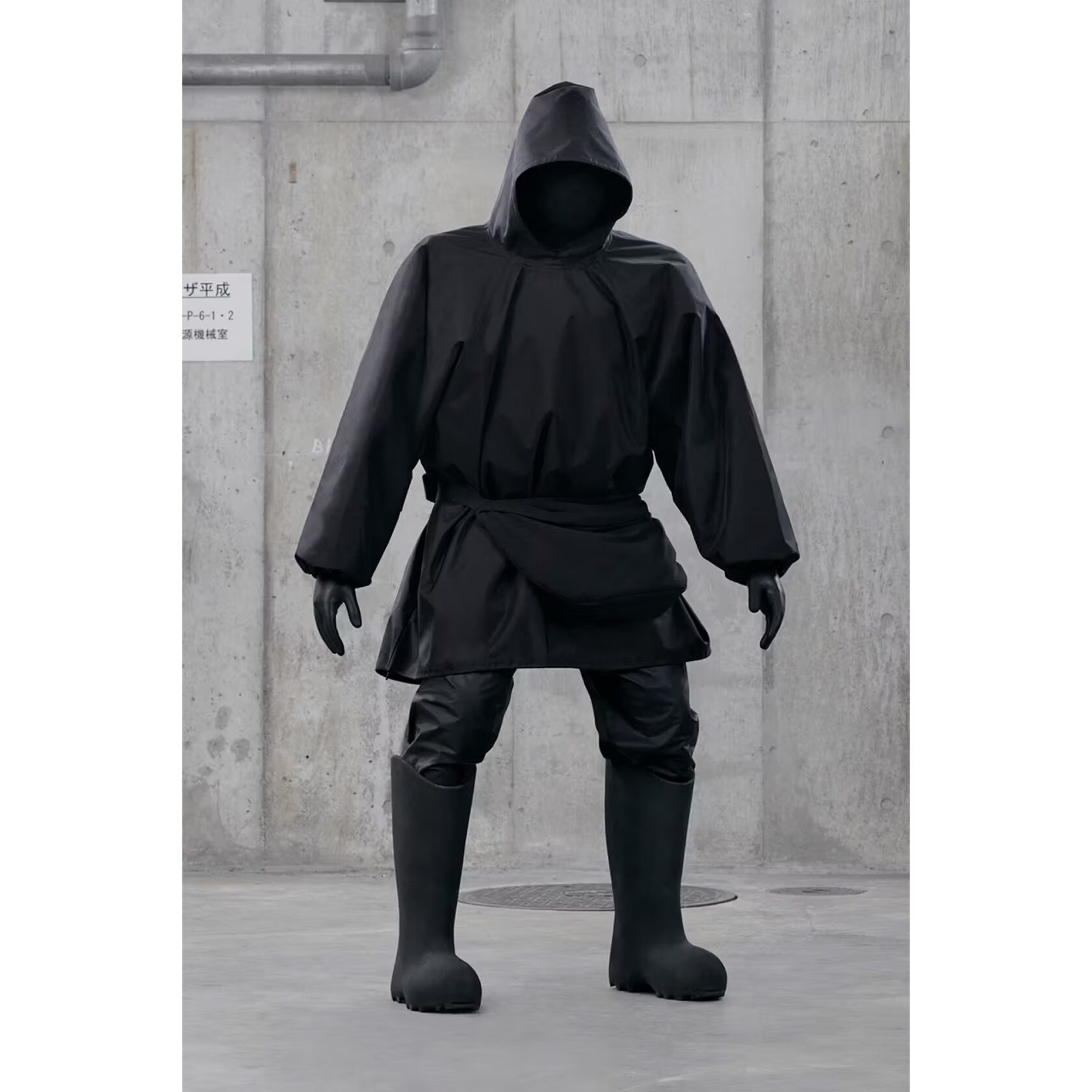 Купить Yeezy x Gap by Balenciaga в Mania Store - Быстрая доставка