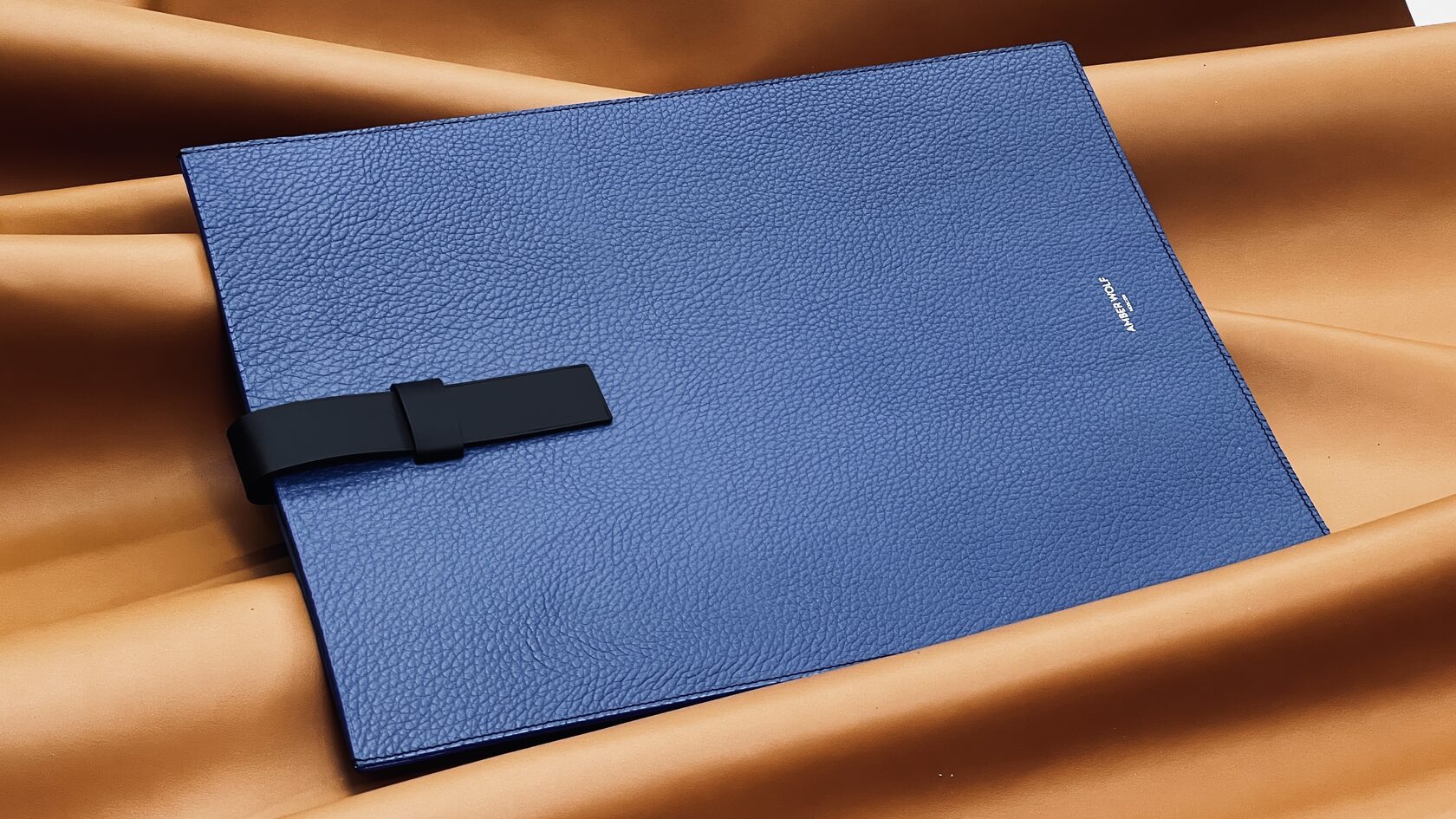 Портфель из натуральной кожи ручной работы на заказ в Москве