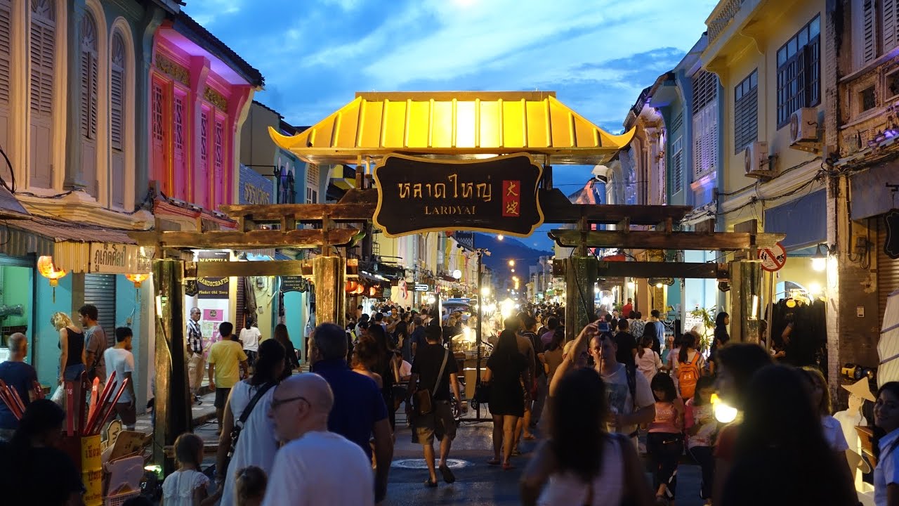 ночной рынок пхукет таун