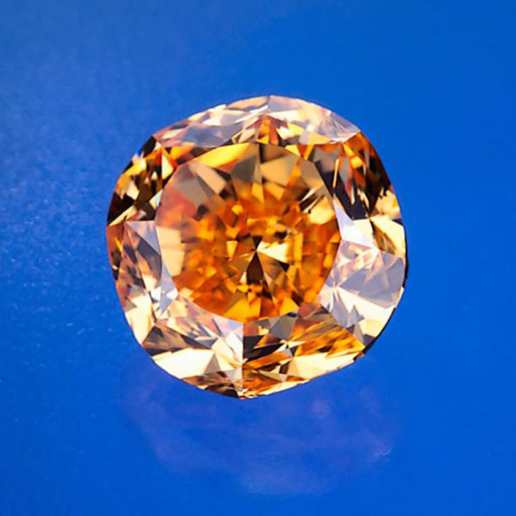 «Pumkin diamond» — «Тыквенный бриллиант», 5,54 карат.