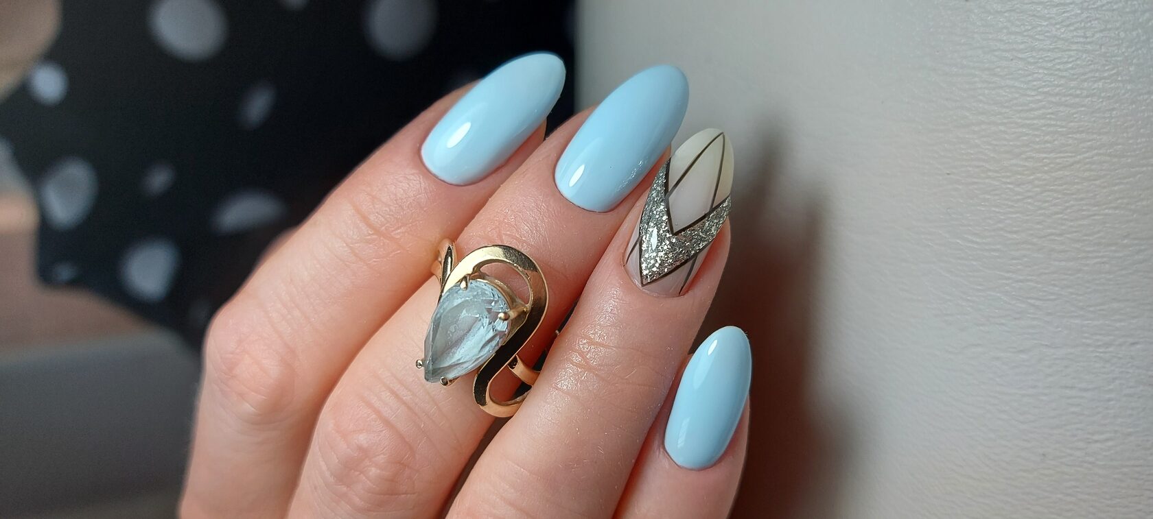 Маникюр от студии ногтевого сервиса Cool Nails