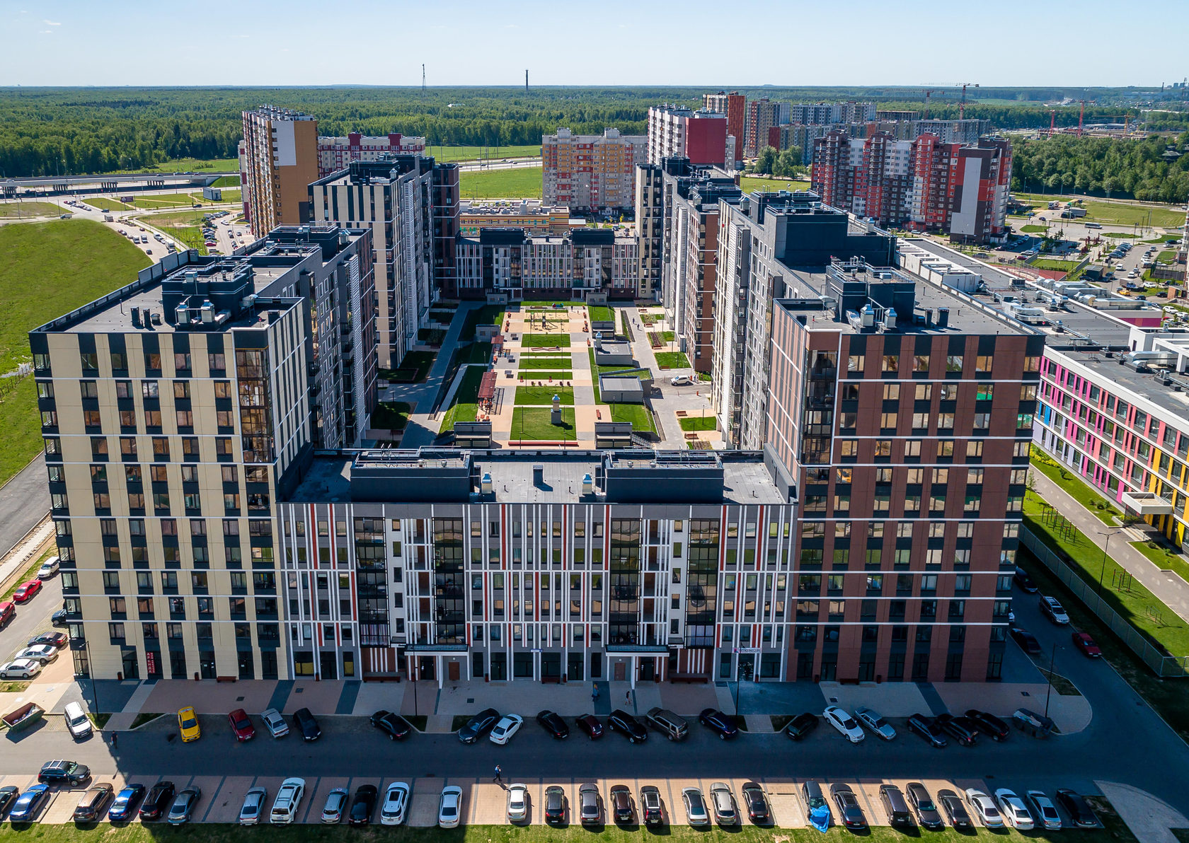 Жк ватутинки отзывы. ЖК новые Ватутинки. Новые Ватутинки Москва. Район «новые Ватутинки», мкр. «Южный. Квартал 102 Десеновское поселение.