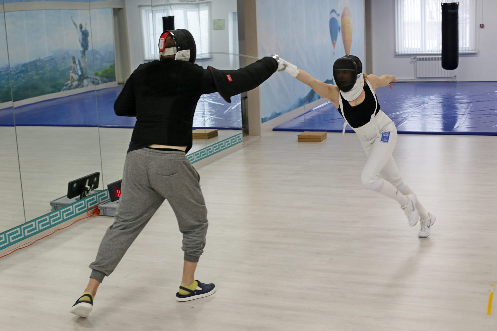 Фехтование для детей в спб. Фехтование для детей в спб. Фехтование для детей в москве. Шпаги для фехтования детские. Фехтование для детей.