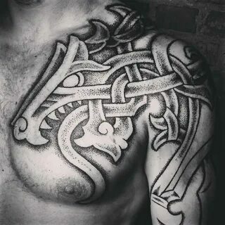 Мужские кельтские татуировки на плече (67 фото)