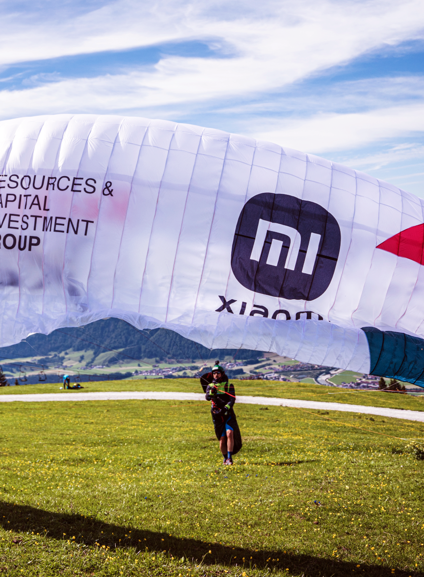 гонка парапланов