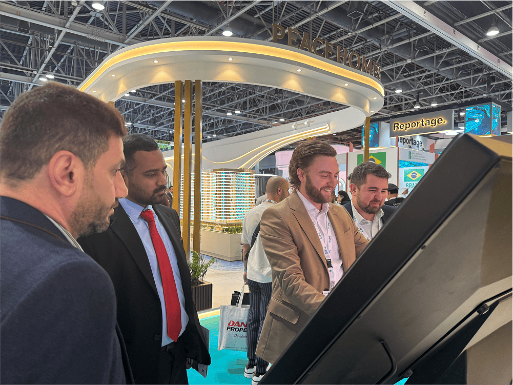 Стенд AVALIN на выставке IPS Dubai 2025