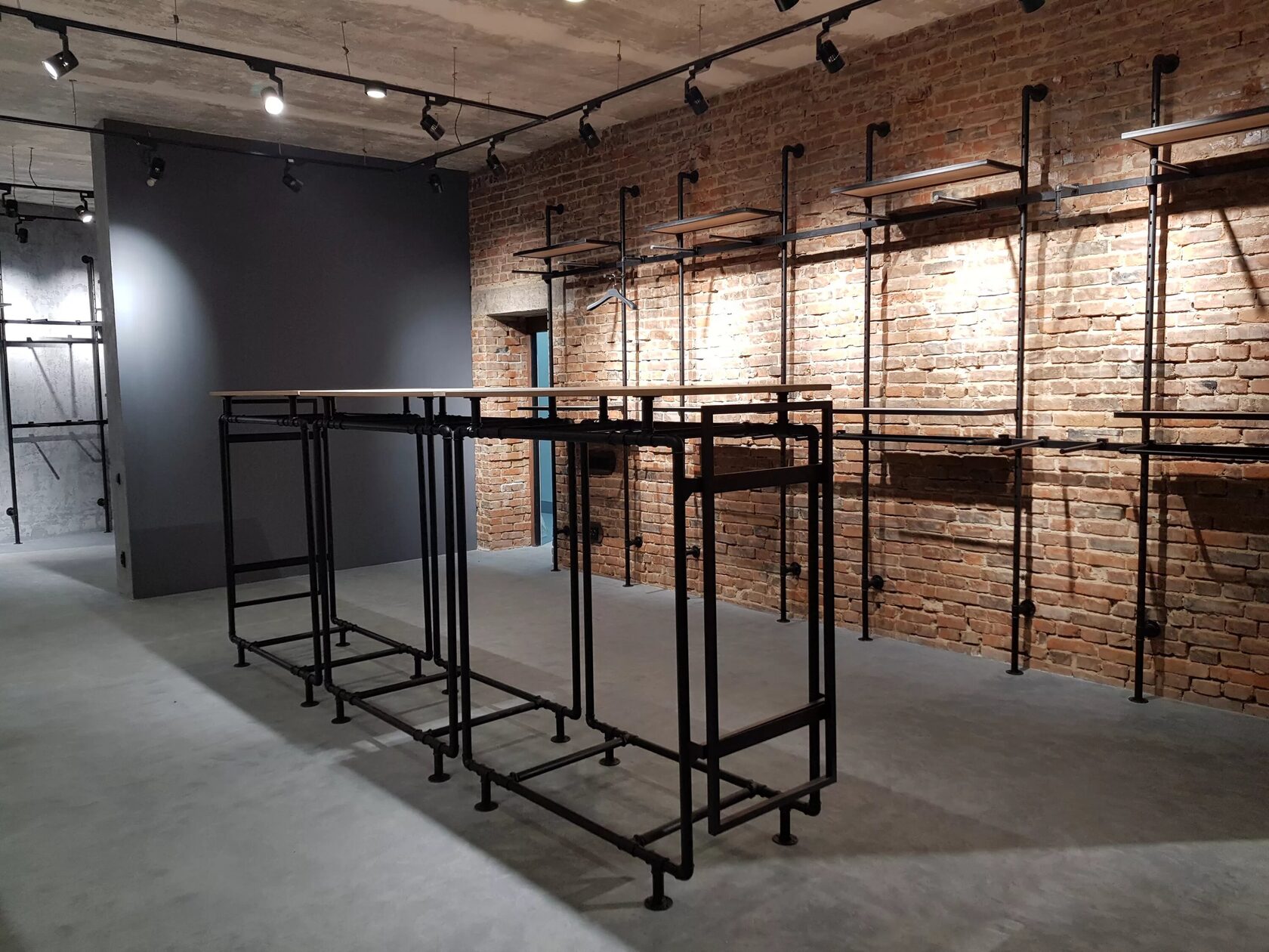 Торговая мебель Калининград