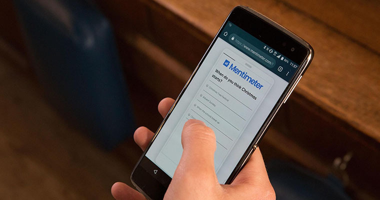 ментиметр на экране смартфона