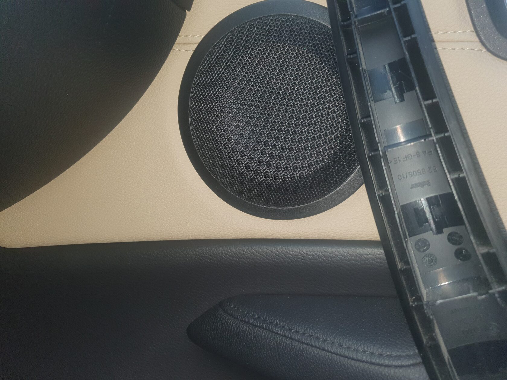 BMW 1 (e81 e82 e87 e88) замена акустики