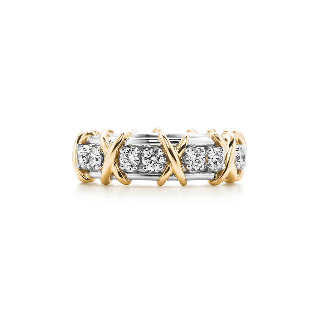 Обручальное кольцо от Тиффани с бриллиантами
