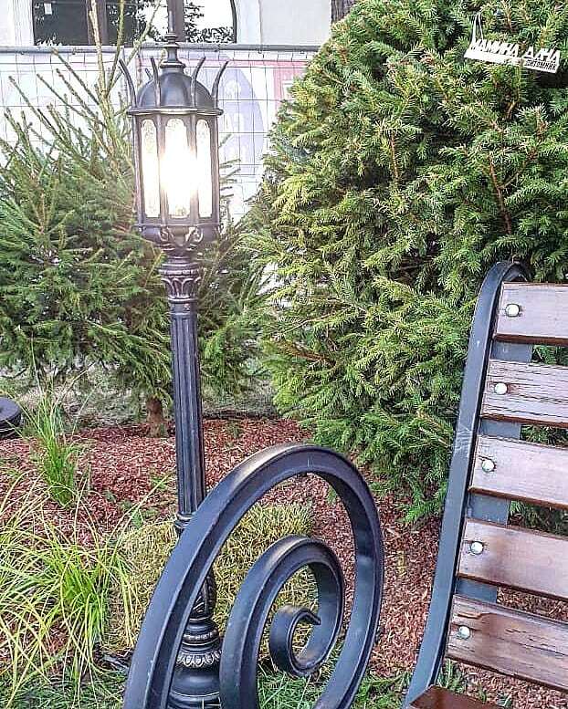 Уличный фонарь