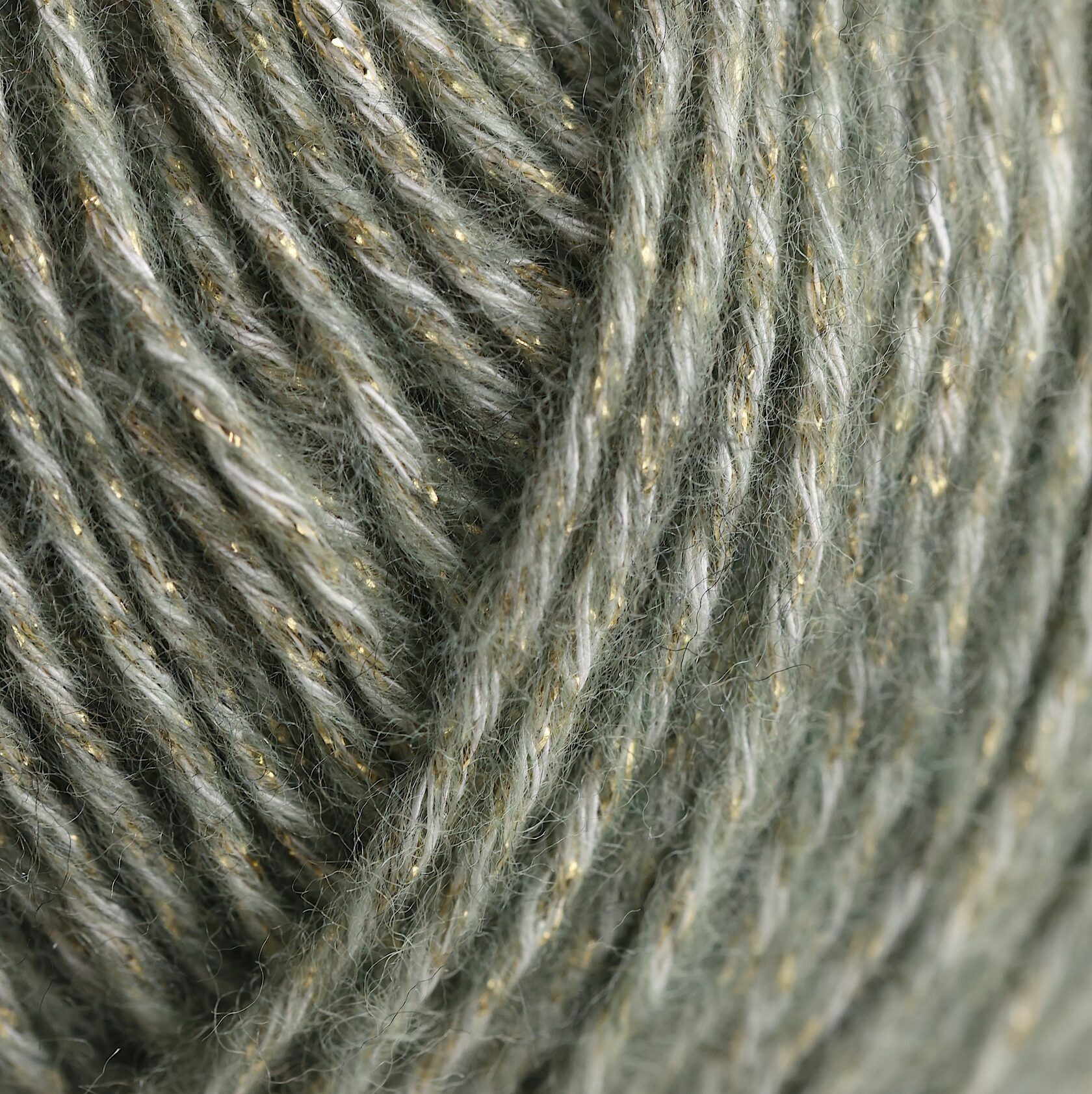 Aura yarns touch