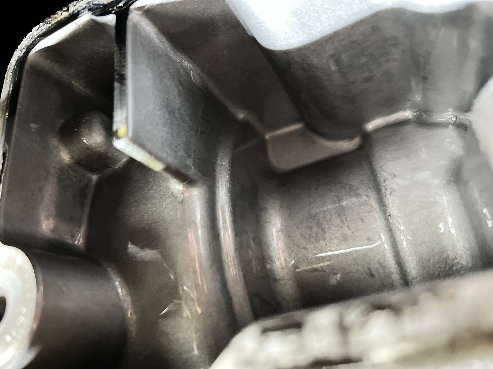 Продукты износа в корпусе муфты