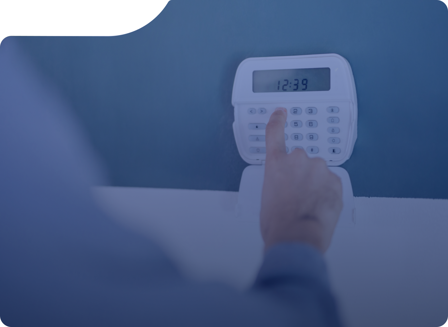 Установка охранной сигнализации