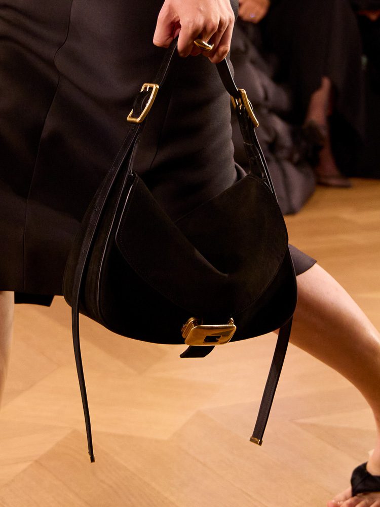 Balenciaga Весна 2026 Сумки9