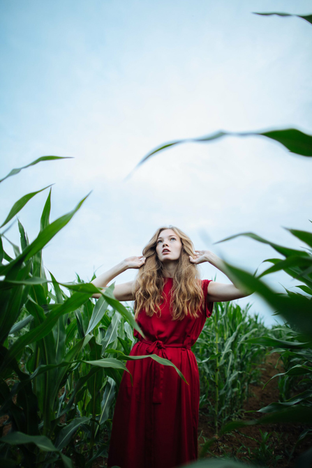 Зимняя женская куртка в цвете хаки. GATE31 — это минималистичный бренд верхней одежды из Санкт–Петербурга