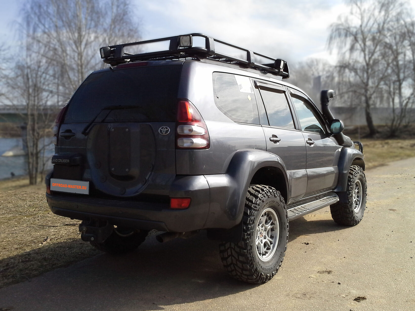 Ленд крузер прадо 120 владивосток. Toyota Land Cruiser Prado 120 расширители. Prado 120 35 колеса. Прадо 120 на 35 колесах. Prado 120 Blazer 2.