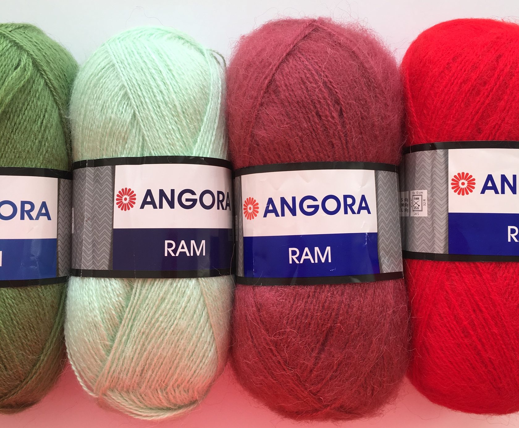 Пряжа ангора. ЯРНАРТ ангора рам. YARNART Angora Ram. Пряжа Angora Ram YARNART. Пряжа YARNART Angora Ram 215.