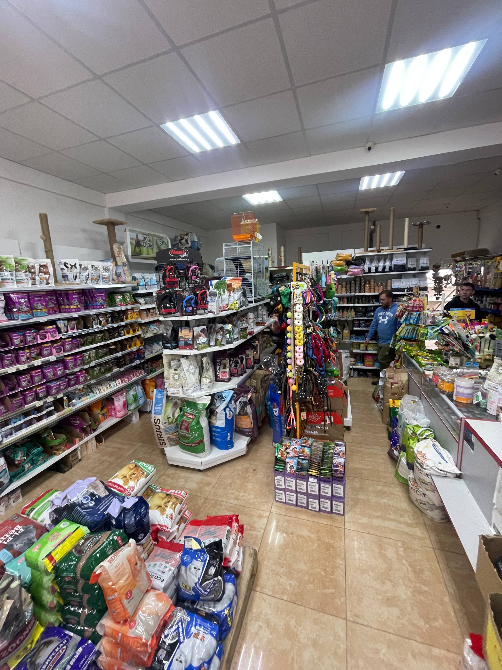 Торговый зал с препаратами