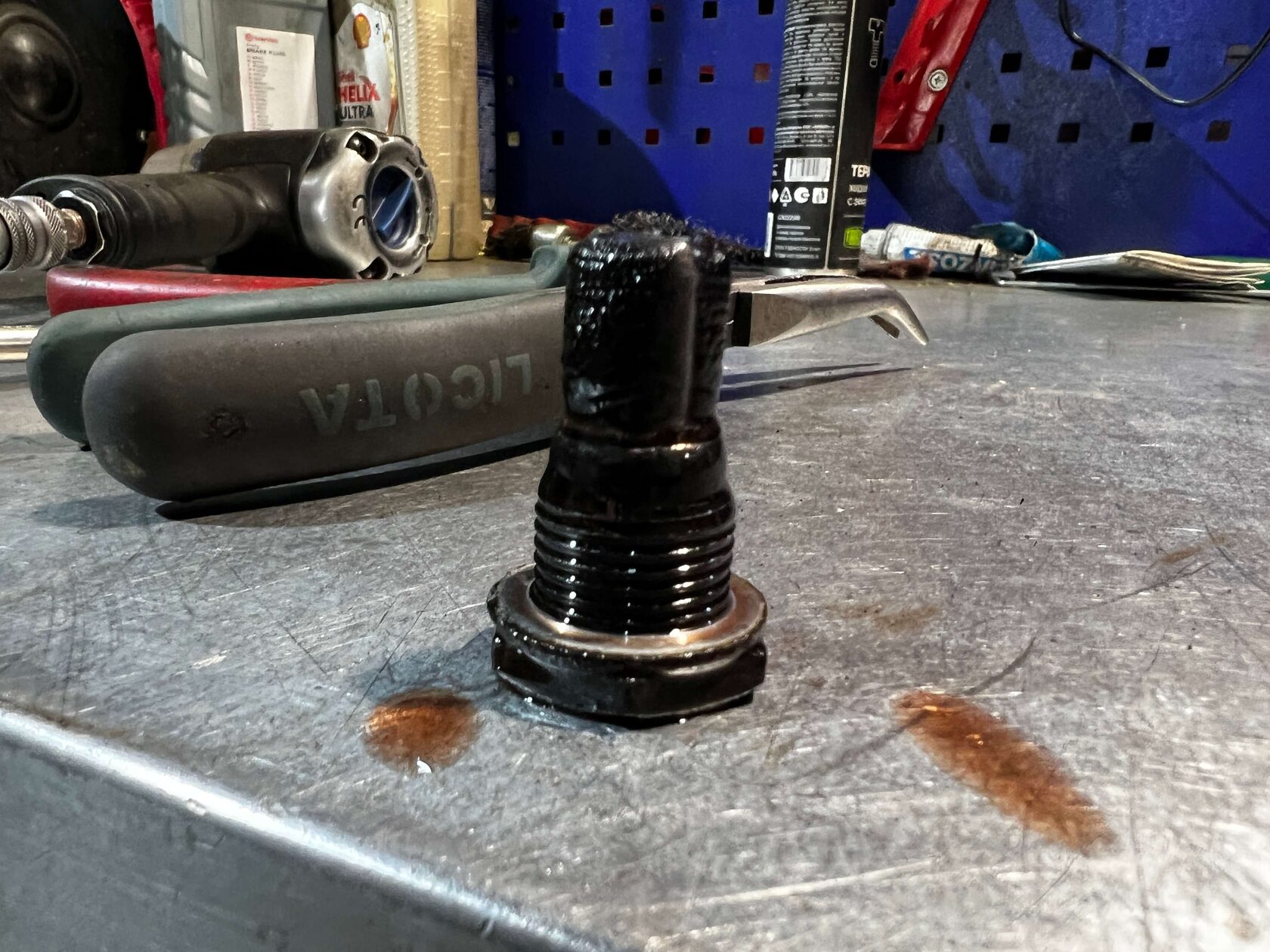 Магнит сливной пробки АКПП Ssangyong Action