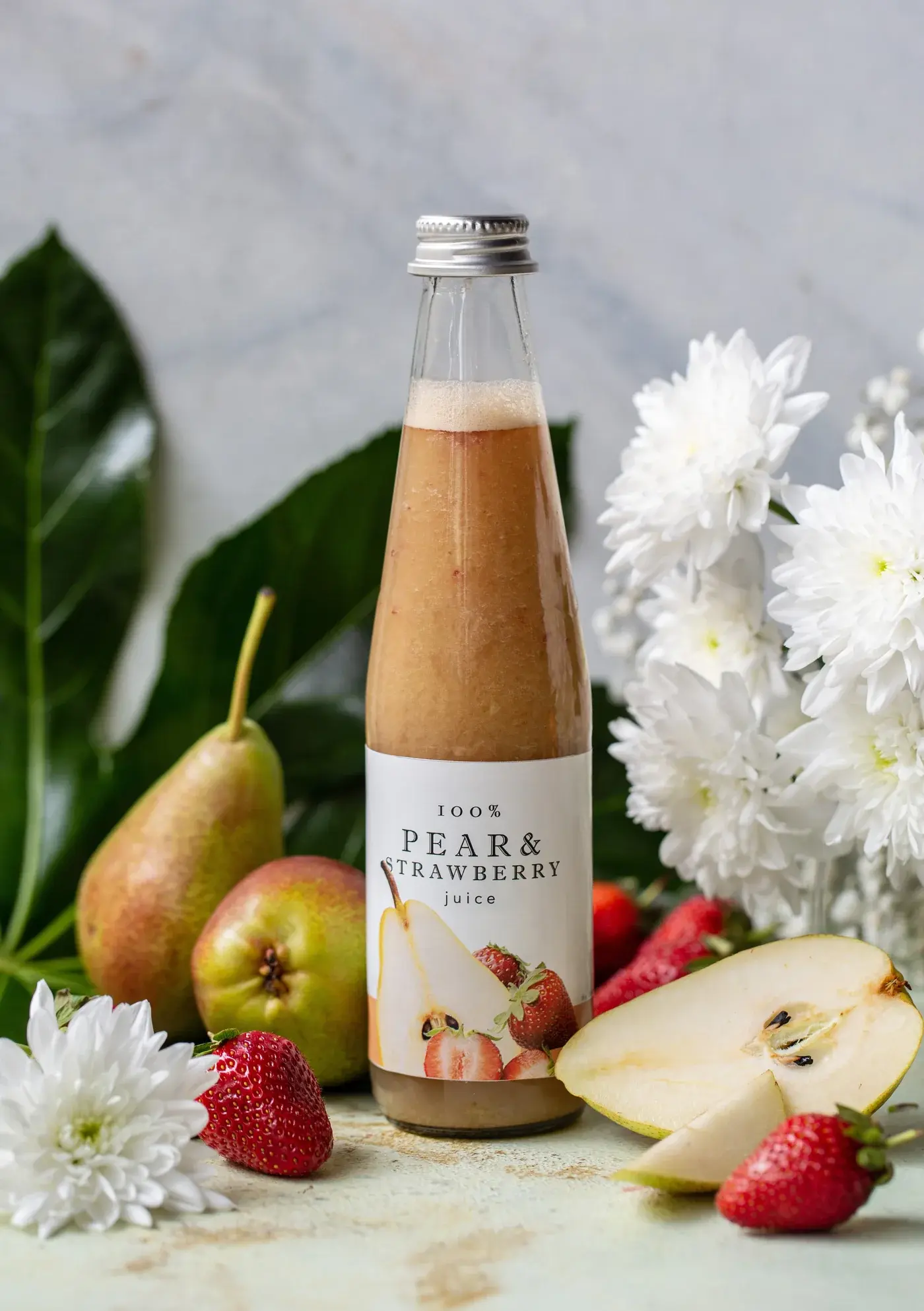 PEAR & STRAWBERRY JUICE — Fresh Bar Drink Boutique