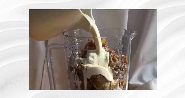 Приготовление паштета из куриной печени со сливками в духовке: шаг 6