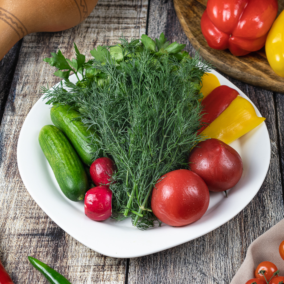 Укроп томаты. Помидоры с укропом png. Огурцы помидоры зелень. Укроп томаты. Натюрморт с помидорами.