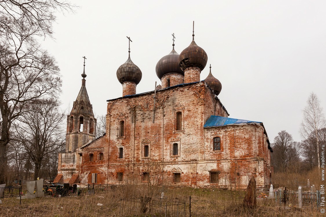 Деревня хопылево. Хопылево храм богоявления на острову. Хопылево храм богоявления на острову. Деревня хопылево. Памятник ушакову в хопылево.