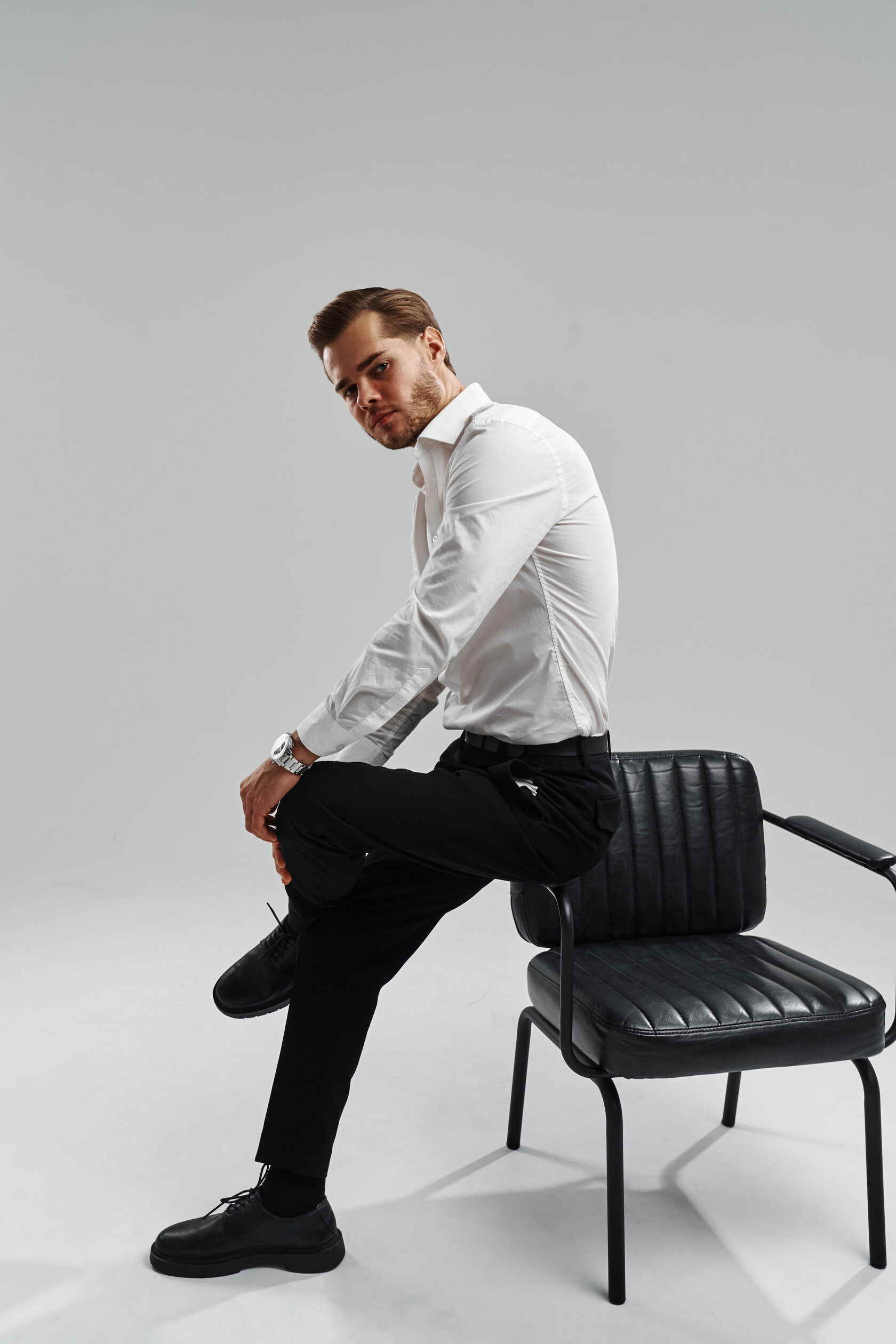 Барбершоп СПб рядом со мной HARDY'S | Мужские стрижки и бритье бороды в ...