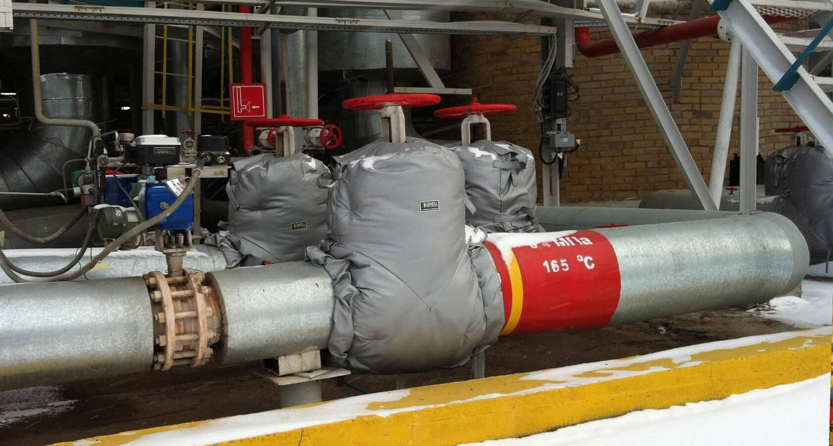 Съемная тепловая изоляция. Термочехол для запорной арматуры 80 мм. Термочехол для изоляции арматуры. Теплоизоляция теплообменников. Теплоизоляция задвижек запорной арматуры.