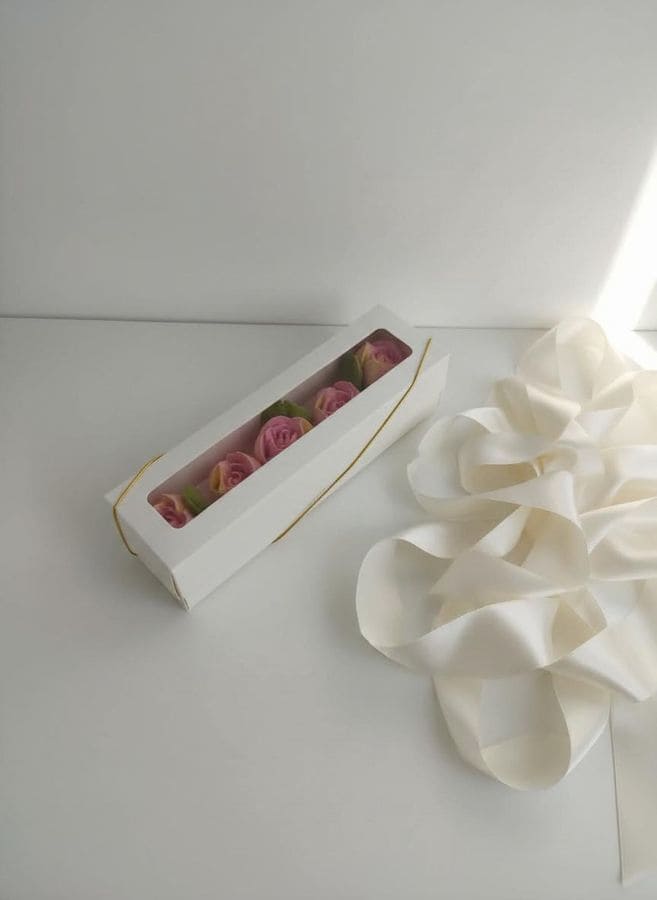 Тюльпаны из зефира, коробка с окном 20×5×5 см 3