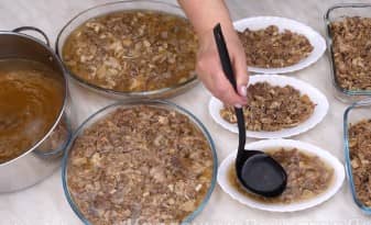 Приготовление домашнего холодца из свинины, говядины и курицы: шаг 15