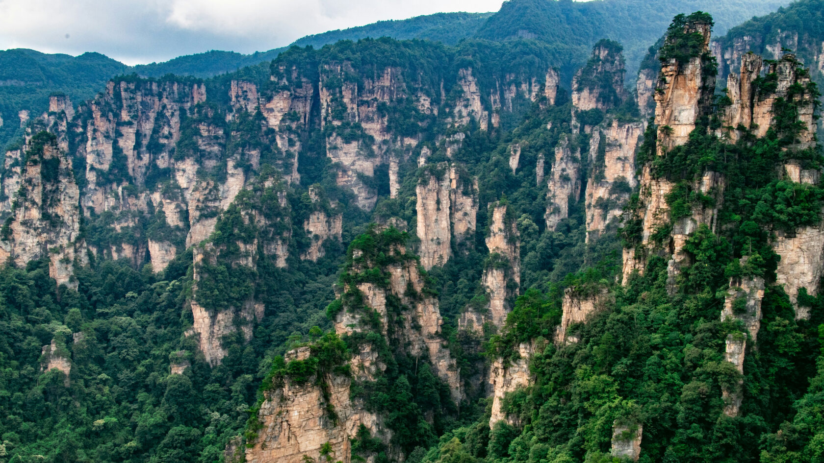 Национальный парк Чжанцзяцзе. Провинция Хунань. Китай.