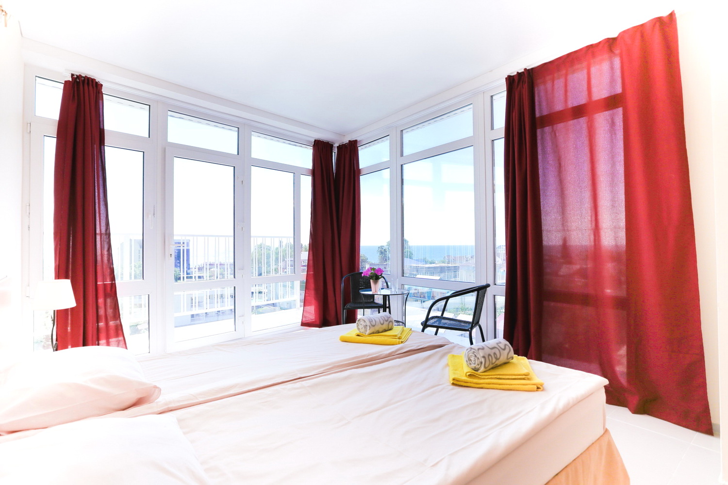 Двухместный номер с панорамными окнами в отеле Марсель, Лермонтово