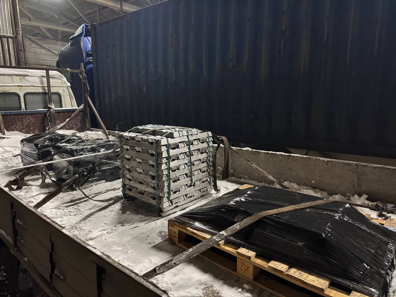 Отгрузка алюминиевых литейных сплавов АК9М2 АК7 АК12 ГОСТ 1583-93