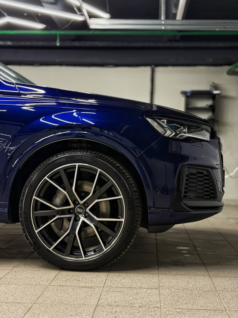 Audi Q7 после защитной оклейки — фото 4